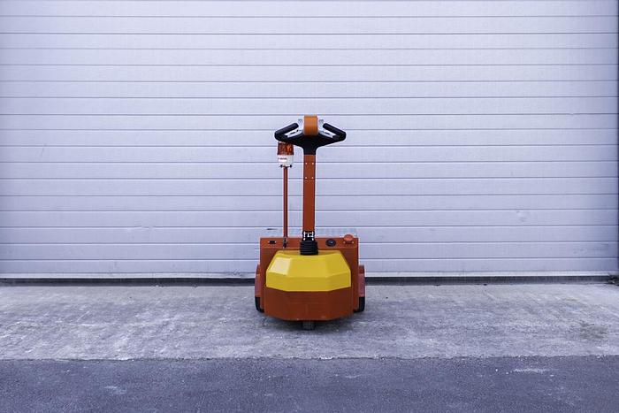 Used 2014 Tow Cart 1300