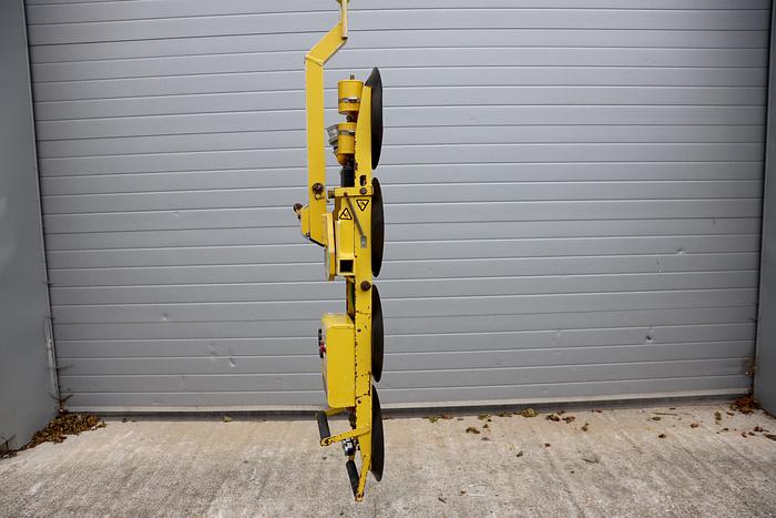 Used 2004 Wood's Powr-Grip P11104 Glass Vacuum Lifter