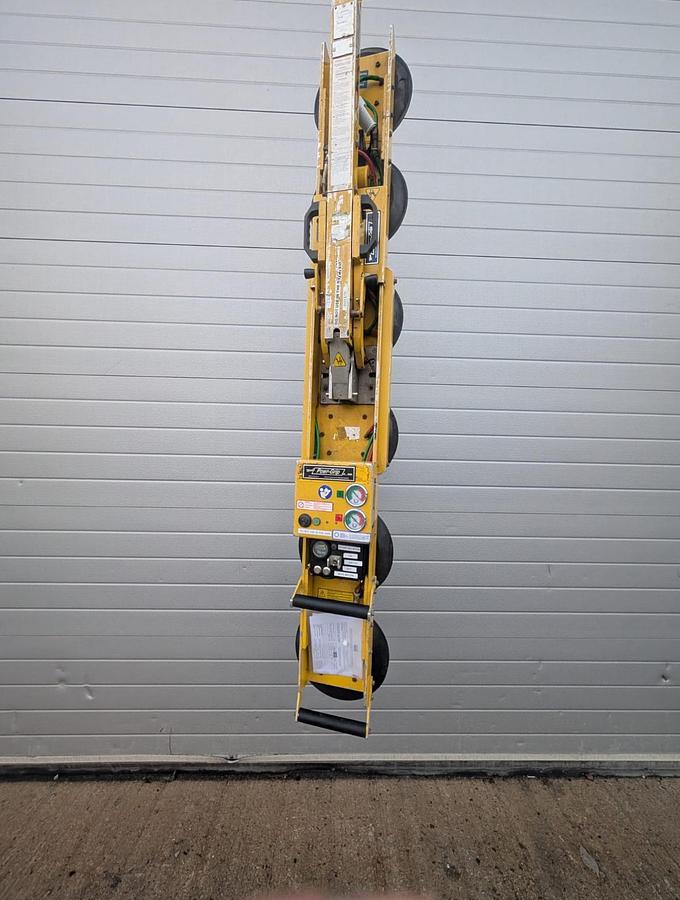 Used 2010 Wood's Powr-Grip MRTA611