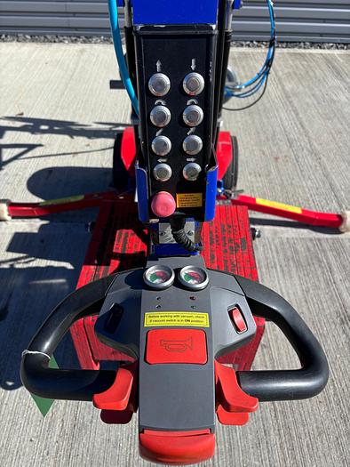 Used 2014 Oscar 600 Glazing Robot