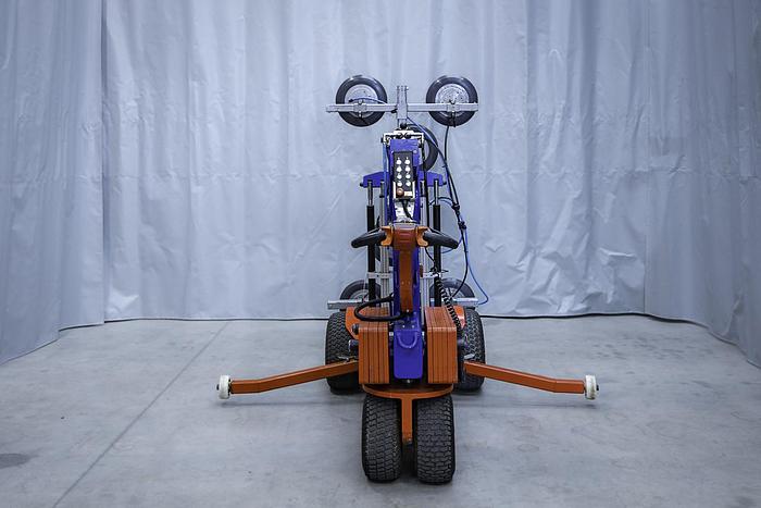 Used 2016 K.Schulten KS 600 Offroad Glazing Robot