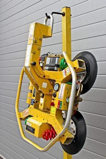 Used Sold - 07/19 - 2007 Wood's Powr-Grip MRT4 Glass Vacuum Lifter