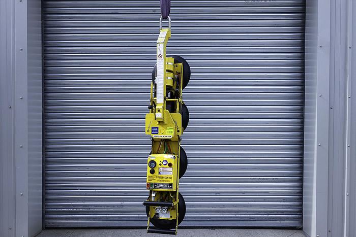 Used 2011 Wood's Powr-Grip P11104 Glass Vacuum Lifter