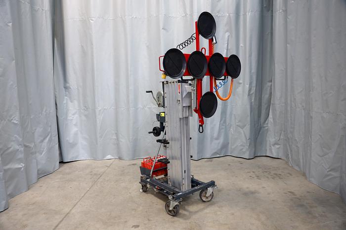 Used 2020 MCO26 Glass Hoist