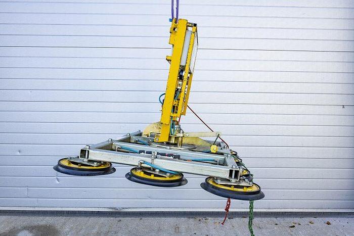 Used Kombi 7211-DS2 Glass Vacuum Lifter