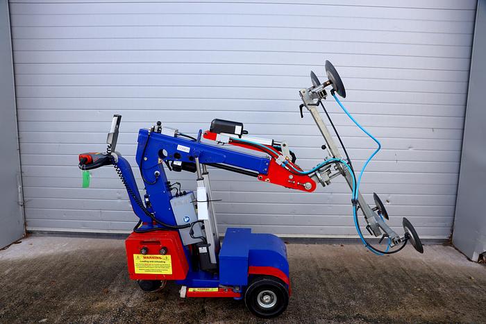 Used 2017 Oscar 280 Glazing Robot