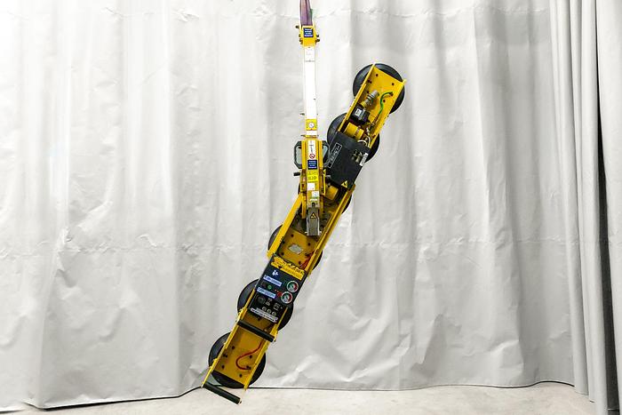 Used 2011 Wood's Powr-Grip MRTA611 Glass Vacuum Lifter