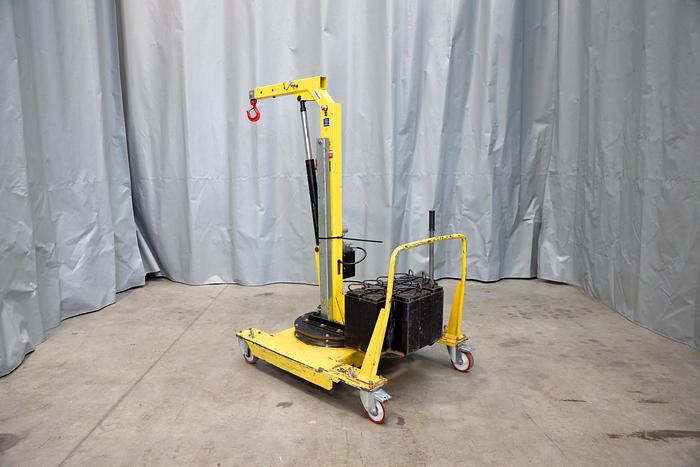 Used 2019 Slewboy 500 Floor Crane