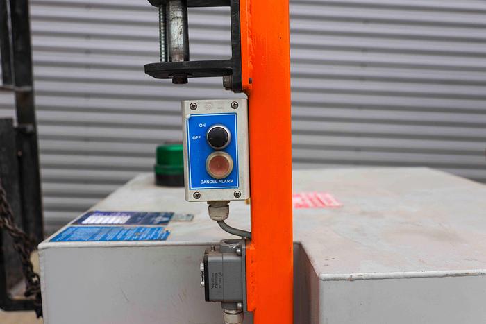 Used 2011 Fork Lift Verti-Clad Cladding Lifter