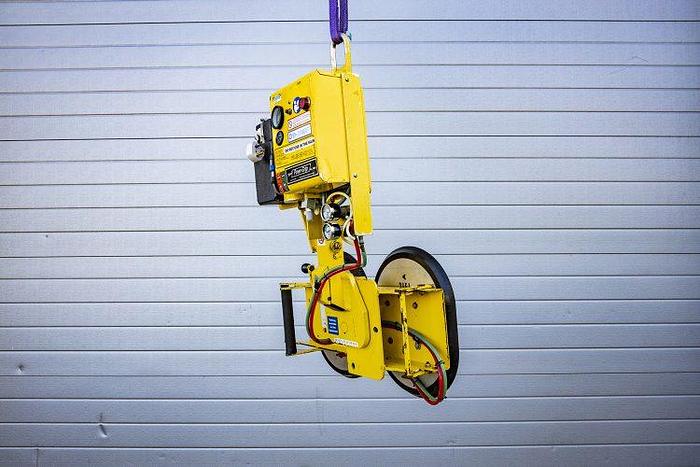 Used Sold - 01/23 - 2011 Wood's Powr-Grip MRT2 Glass Vacuum Lifter