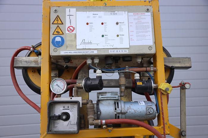 Used 2003 Kombi 7011-DS Single Circuit Glass Vacuum Lifter