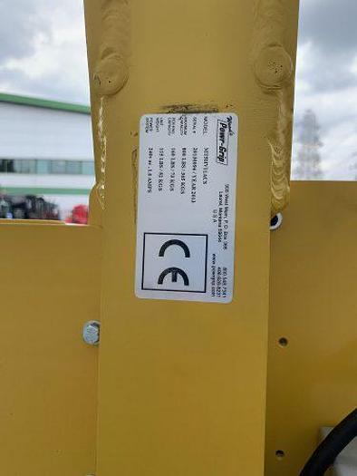 Used 2013 Wood's Powr-Grip MT5 Stone Vacuum Lifter