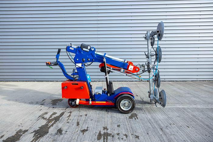 Used 2014 Oscar 600 Glazing Robot