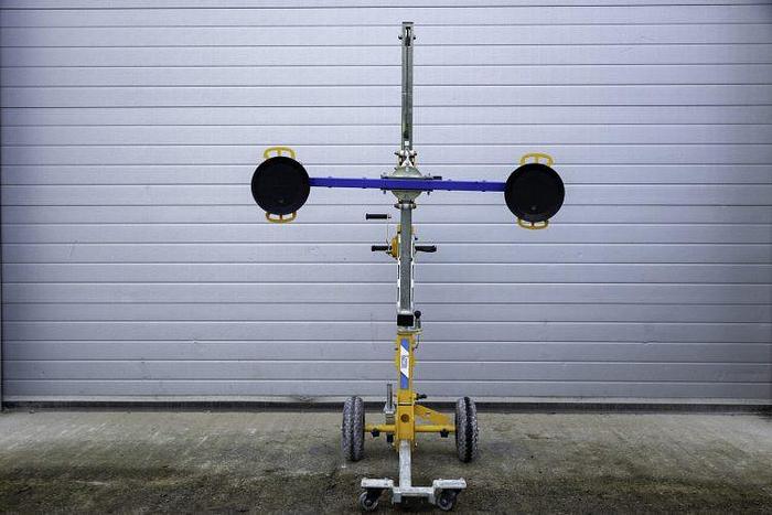 Used 2020 Quattrolifts Glass Buddy Trolley