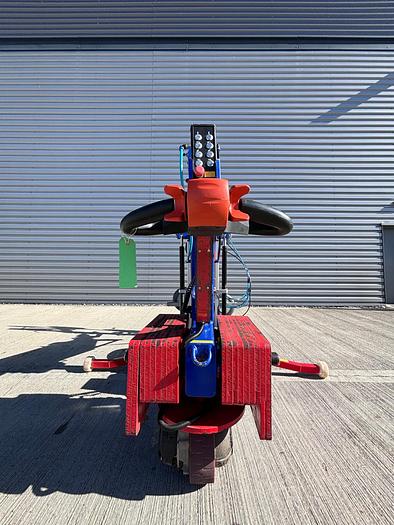 Used 2014 Oscar 600 Glazing Robot