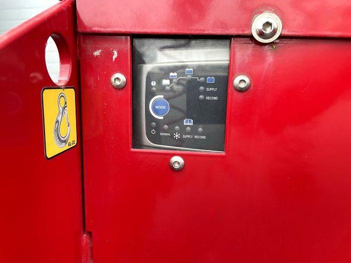 Used Geko 250 PV Glazing Robot