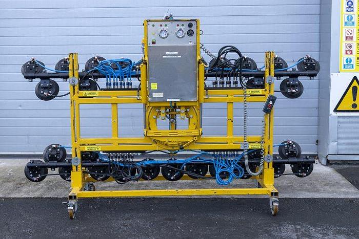 Used Sold - 07/25 - Hydraulica 900C Curved Glass Vacuum Lifter