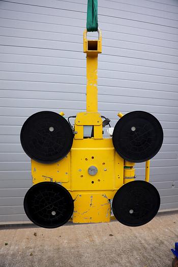 Used 2015 Wood's Powr-Grip MRT4 Glass Vacuum Lifter