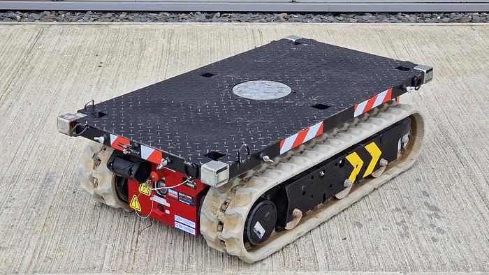 Used 2017 Hoeflon TC1 Tracked Carrier