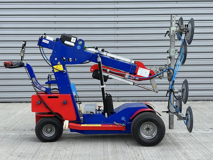 Used 2018 Oscar 600 Offroad Glazing Robot