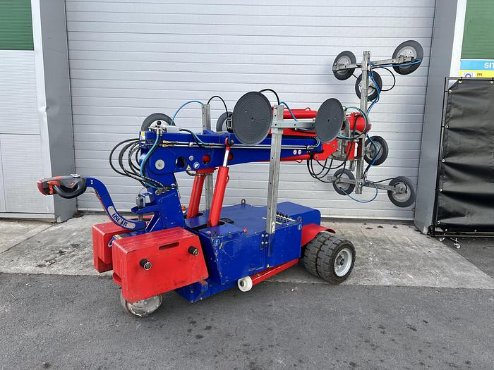 Used 2018 Oscar 1000 Plus Glazing Robot