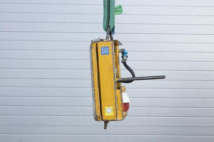 Used SK200 Stone Vacuum Lifter