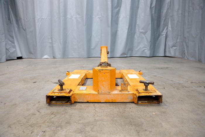 Used 2014 GGR Swing Arm Fork Lift Boom