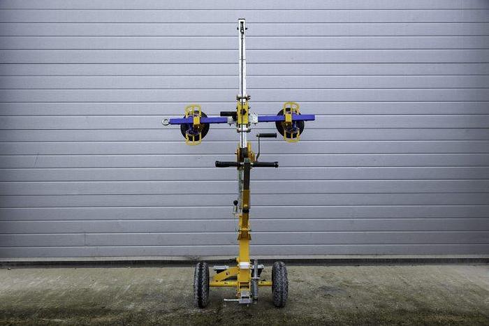 Used 2020 Quattrolifts Glass Buddy Trolley