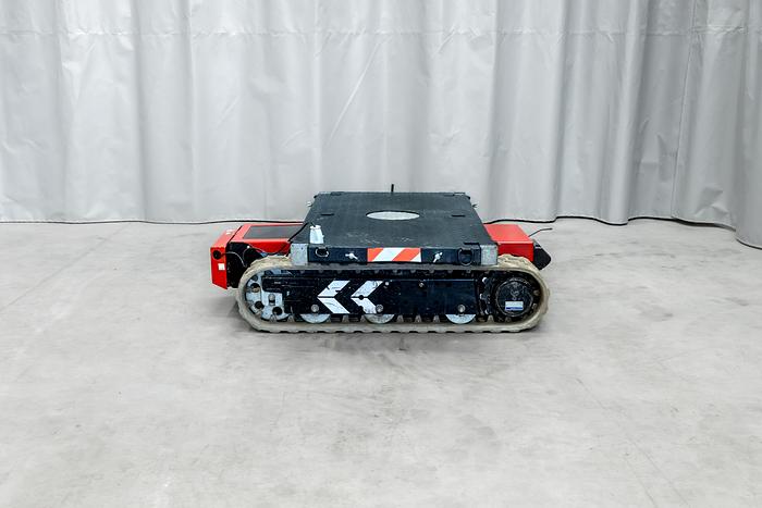 Used 2019 Hoeflon TC1 Tracked Carrier