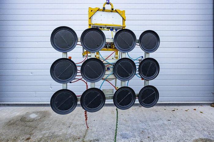 Used Kombi 7211-DS2 Glass Vacuum Lifter