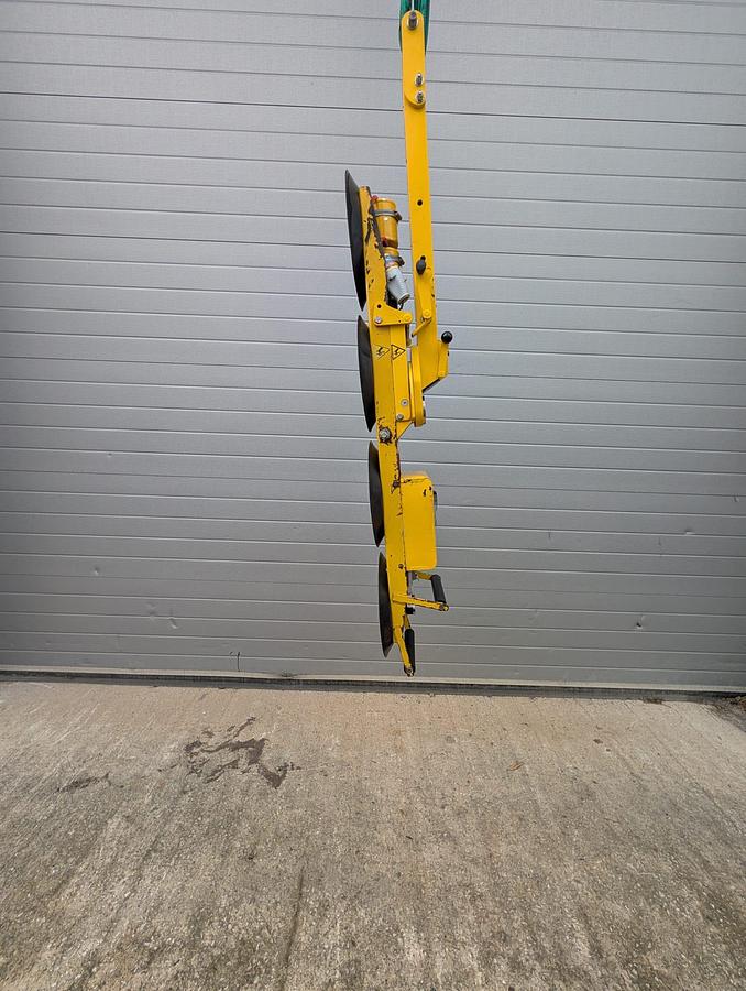 Used Wood's Powr-Grip P11104 Glass Vacuum Lifter