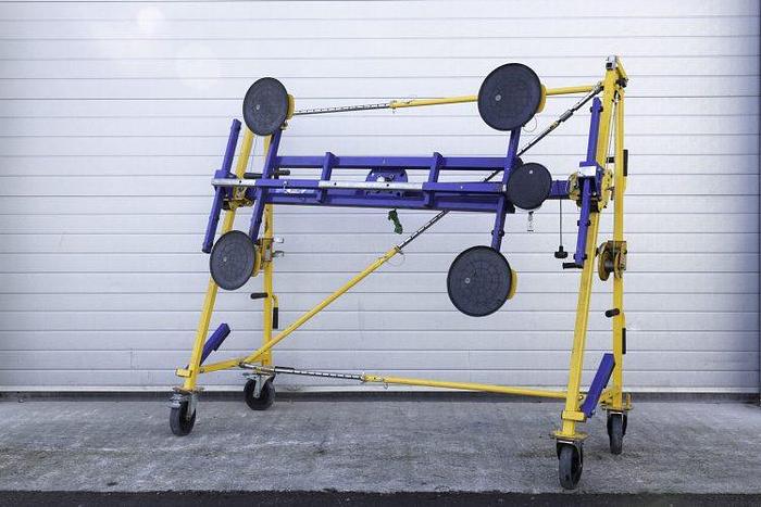 Used Sold - 08/25 - Quattrolifts Nomad Trolley