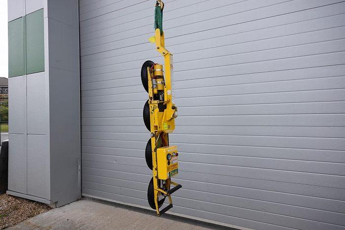 Used Sold - 01/23 - 2011 Wood's Powr-Grip P11104 Glass Vacuum Lifter