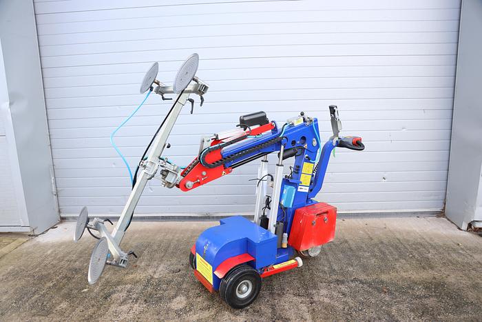 Used 2017 Oscar 280 Glazing Robot