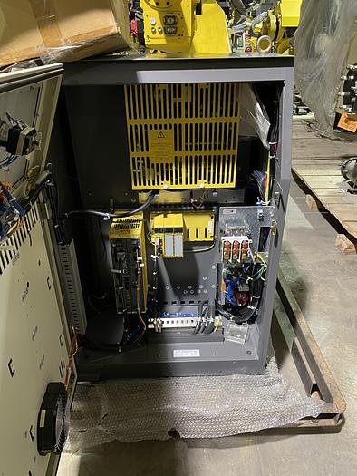 Used FANUC R2000IB/125L ROBOT WITH RJ3iC(R30iA) CONTROL, NEVER USED