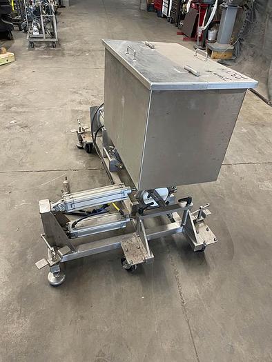 Used Pneumatic Piston Filler 1 Gallon