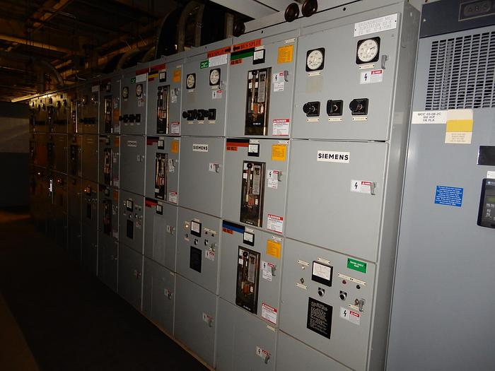 Used 480 V SIEMENS SWITCHGEAR