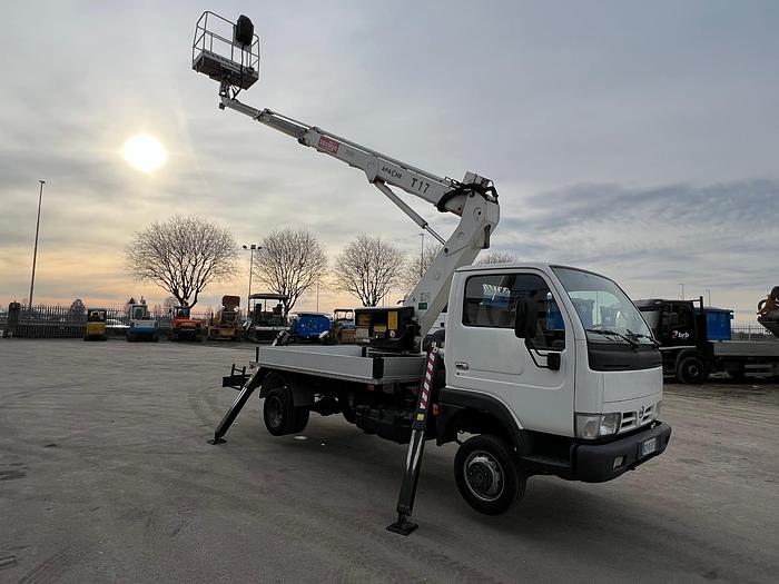 Usato 2004 NISSAN CABSTAR