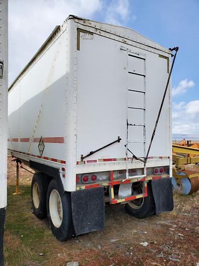 Used 23' Alloy Hopper Trailer