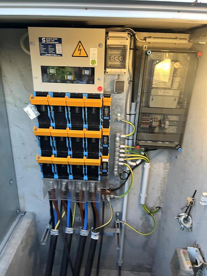 Gebraucht Kompakstation / Trafostation AN Bonus 1300 kW, 20 kV / 690 V, 1600 kVA