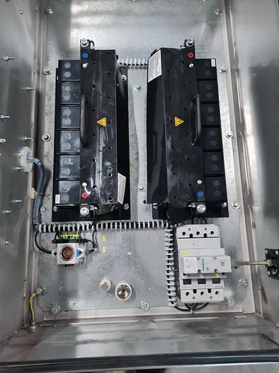 Gebraucht GE Tacke TW 1,5 S Achsschaltschrank-Akkukiste incl. Pitchboard / pitch box, Nr. 0040 091 6 / 505, Typ: GNR-030S