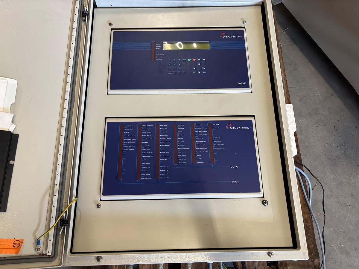 Gebraucht Nec-Micon NM52 Steuerschrank AT2