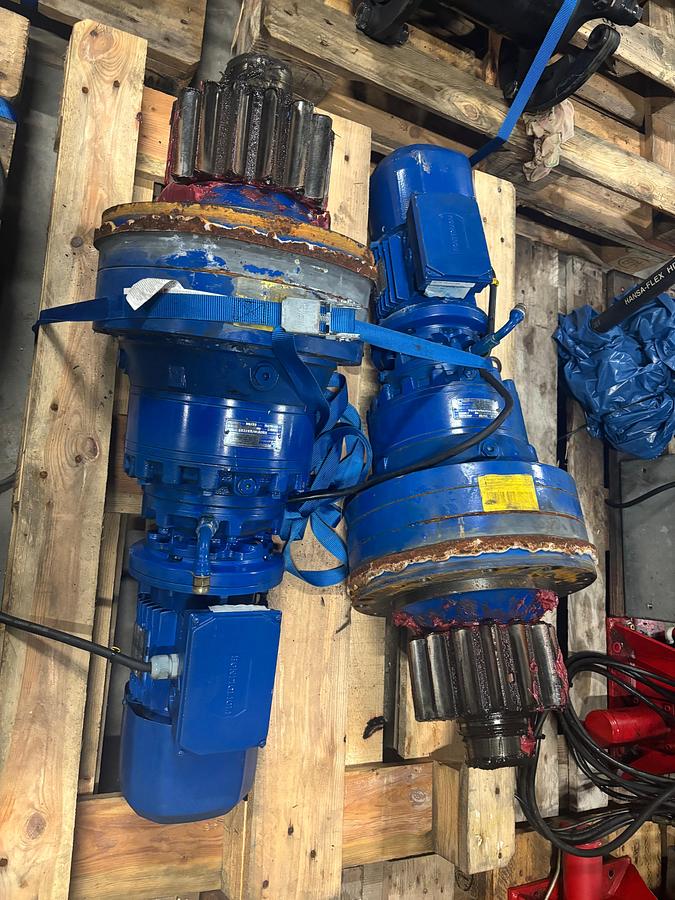 Gebraucht Neg-Micon NM52 Azimutantrieb, Getriebe: Brevini Riduttori