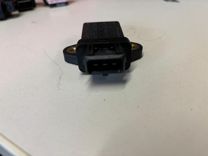 Gebraucht Enercon E-40 6.44/E-58/66/70 Längs / Querbeschleunigungssensor Bosch 0 266 005 146