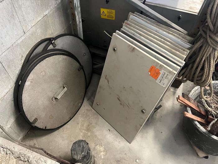 Gebraucht AN Bonus B 62 1,3 MW Nabe Schaltschrank-Tür / Hub control cabinet door