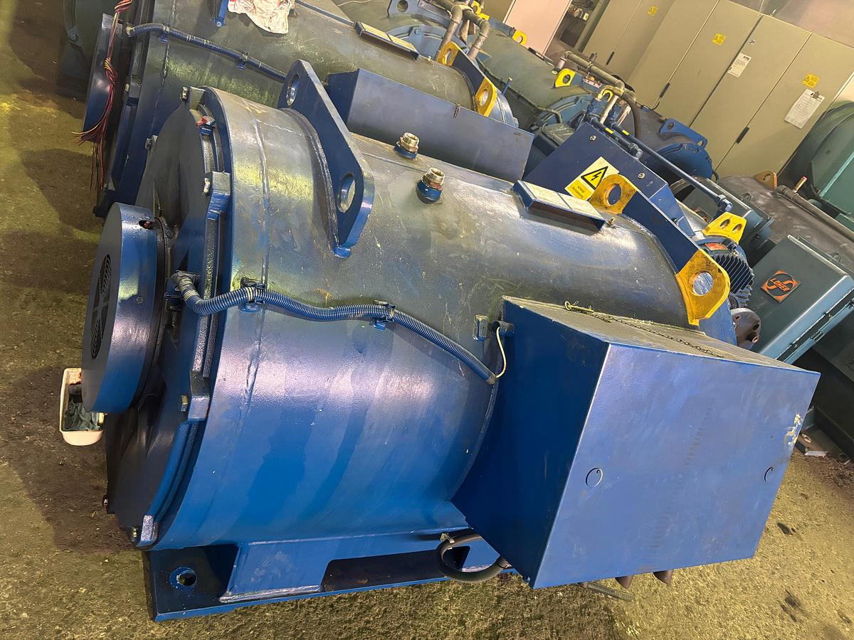 Gebraucht Neg- Micon NM52 Elin Generator 900 kW