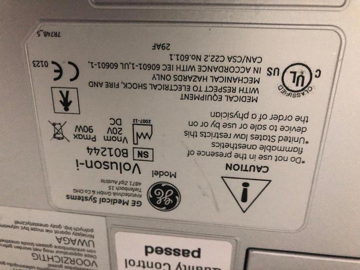 Gebraucht GE Voluson i BT14 tragbares Ultraschallsystem inklusiv Trolley mit 1 Sonde, ROM DVD