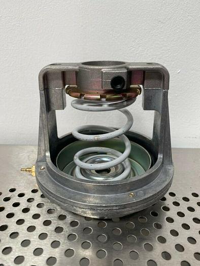 Used Honeywell MP953C 1026 2 Pneumatic Valve Actuator Spring Range 4 to 11 PSI