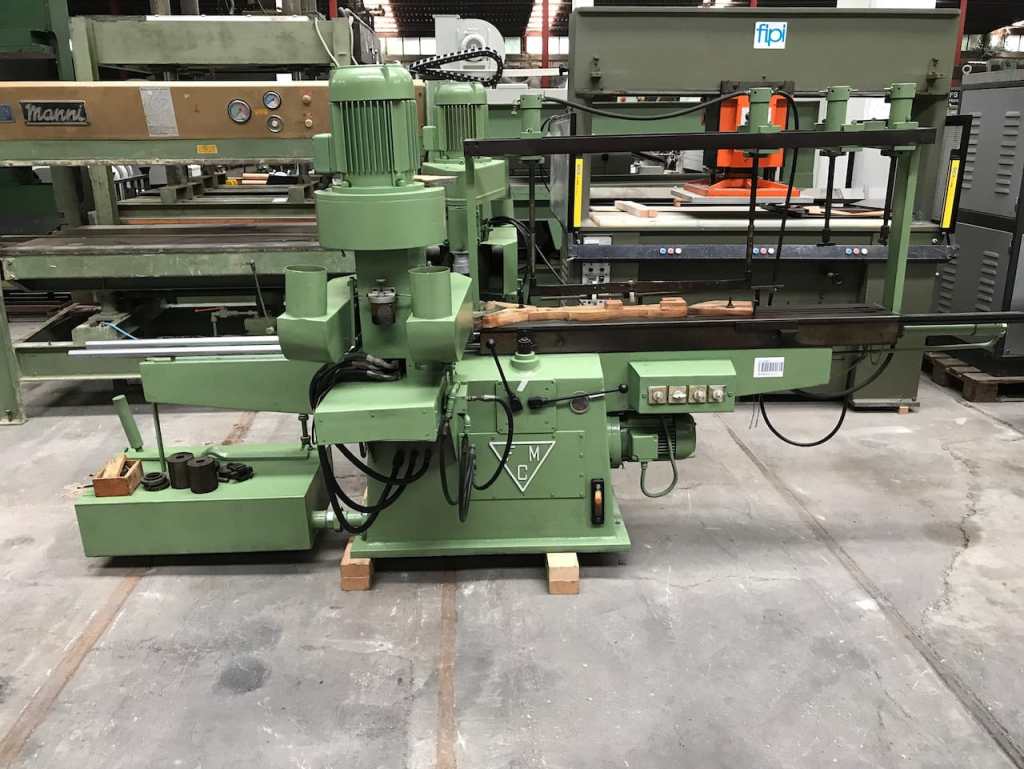 Usato Bialbero a 1+1 con frese a pantografo per angoli stretti