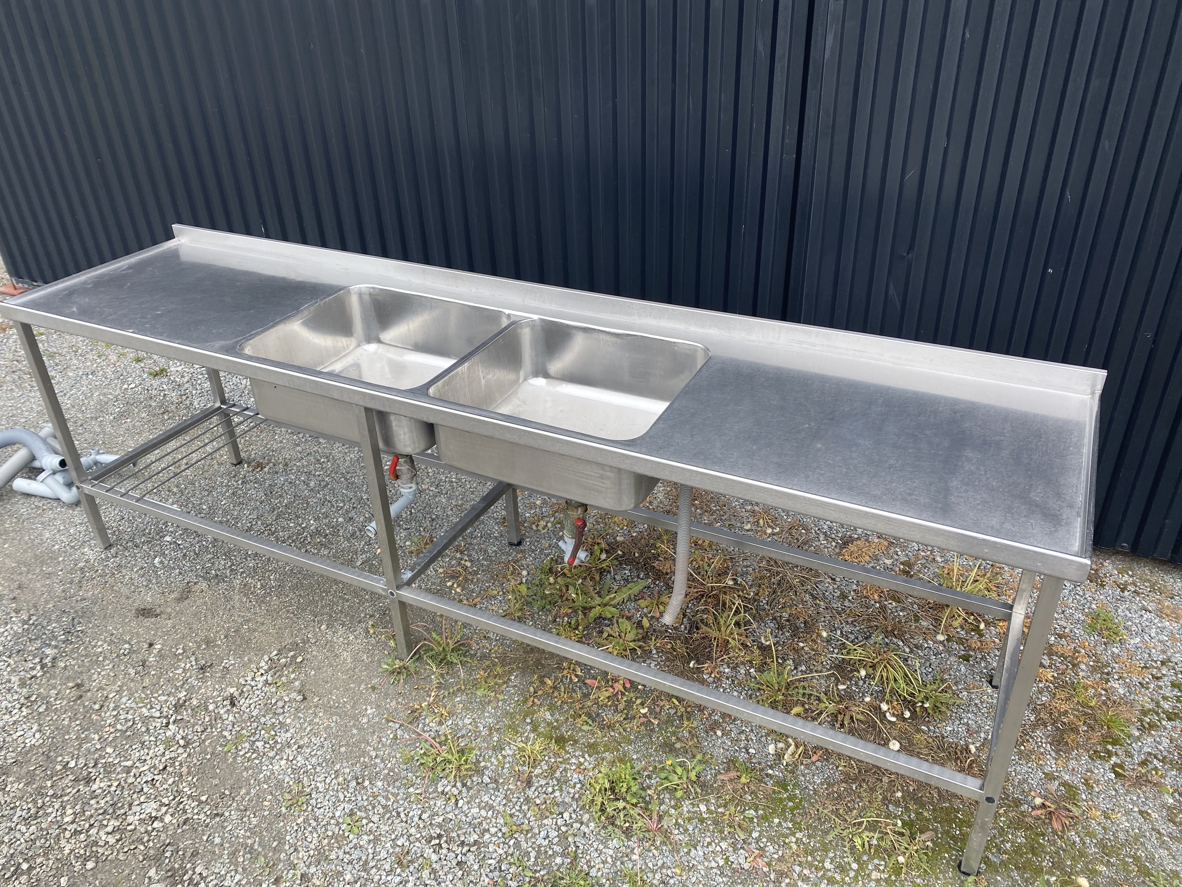 Begagnad Diskbänk 280x65cm